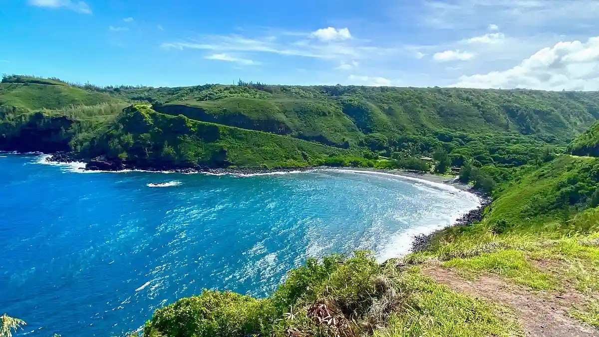 Mokuleia Beach Park: A Local Guide's Travel Tips and Activities